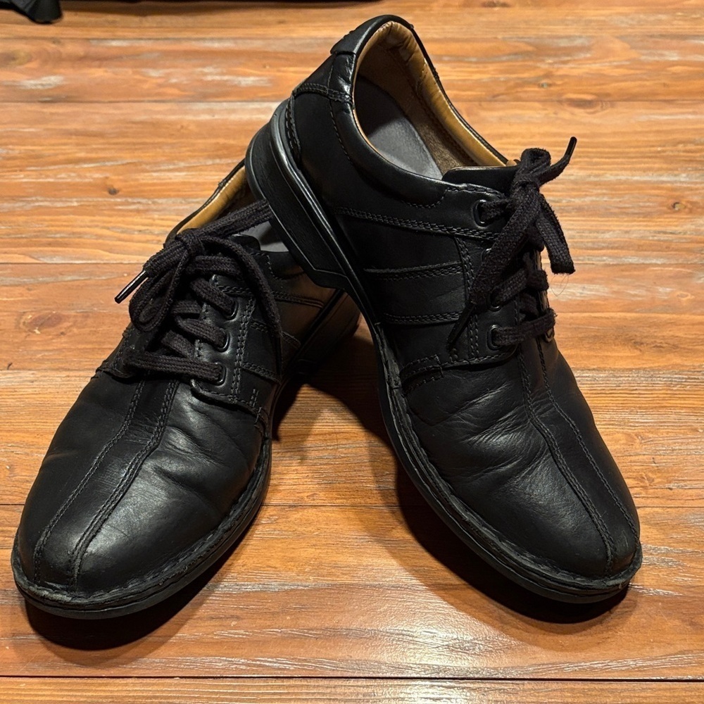 Clarks Touareg Vibe Leather Lace-Up Oxfords – Men’s Size 9 – Black